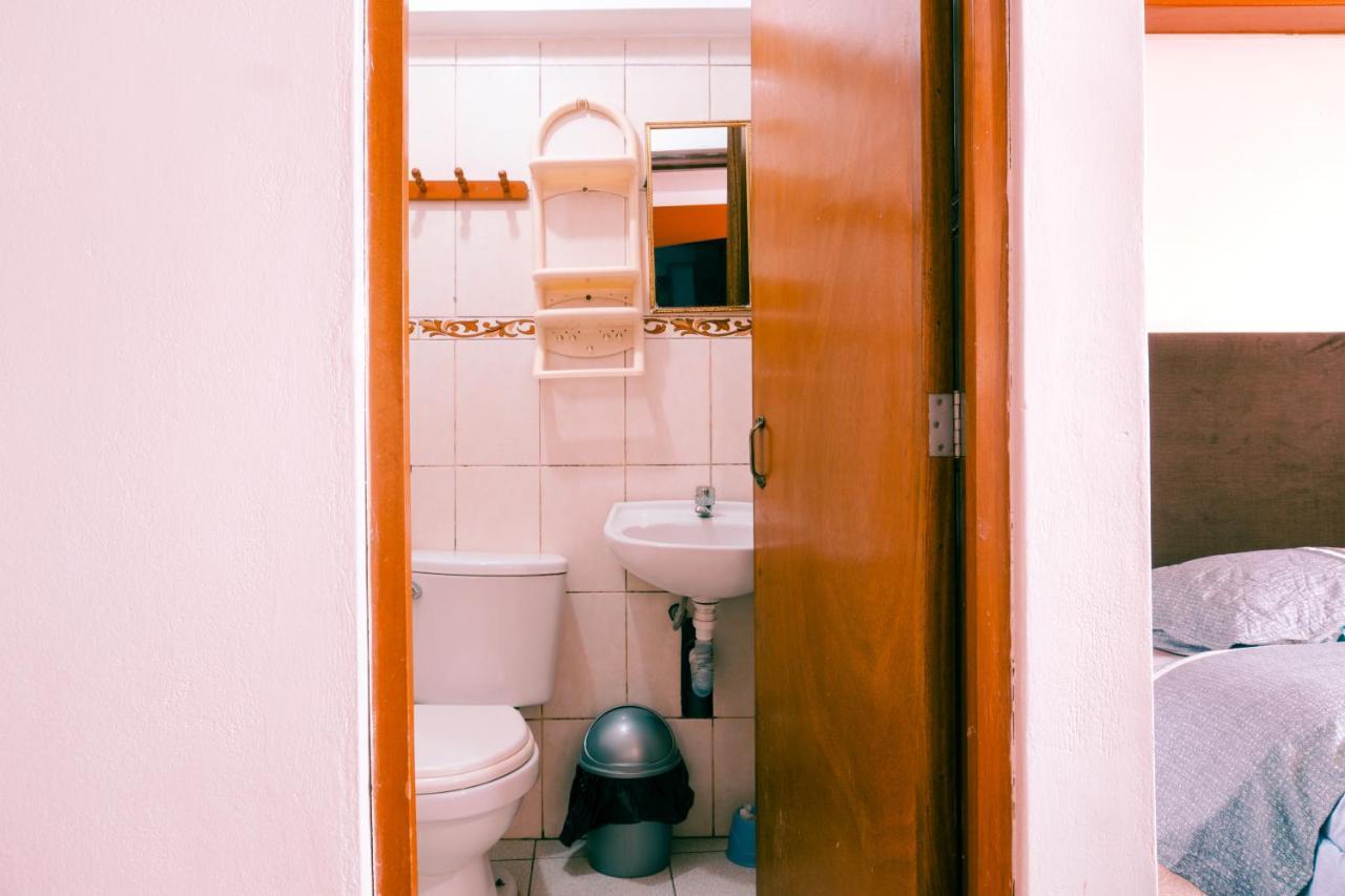 Hostal Mi Peru ชาชาโปยาส ภายนอก รูปภาพ