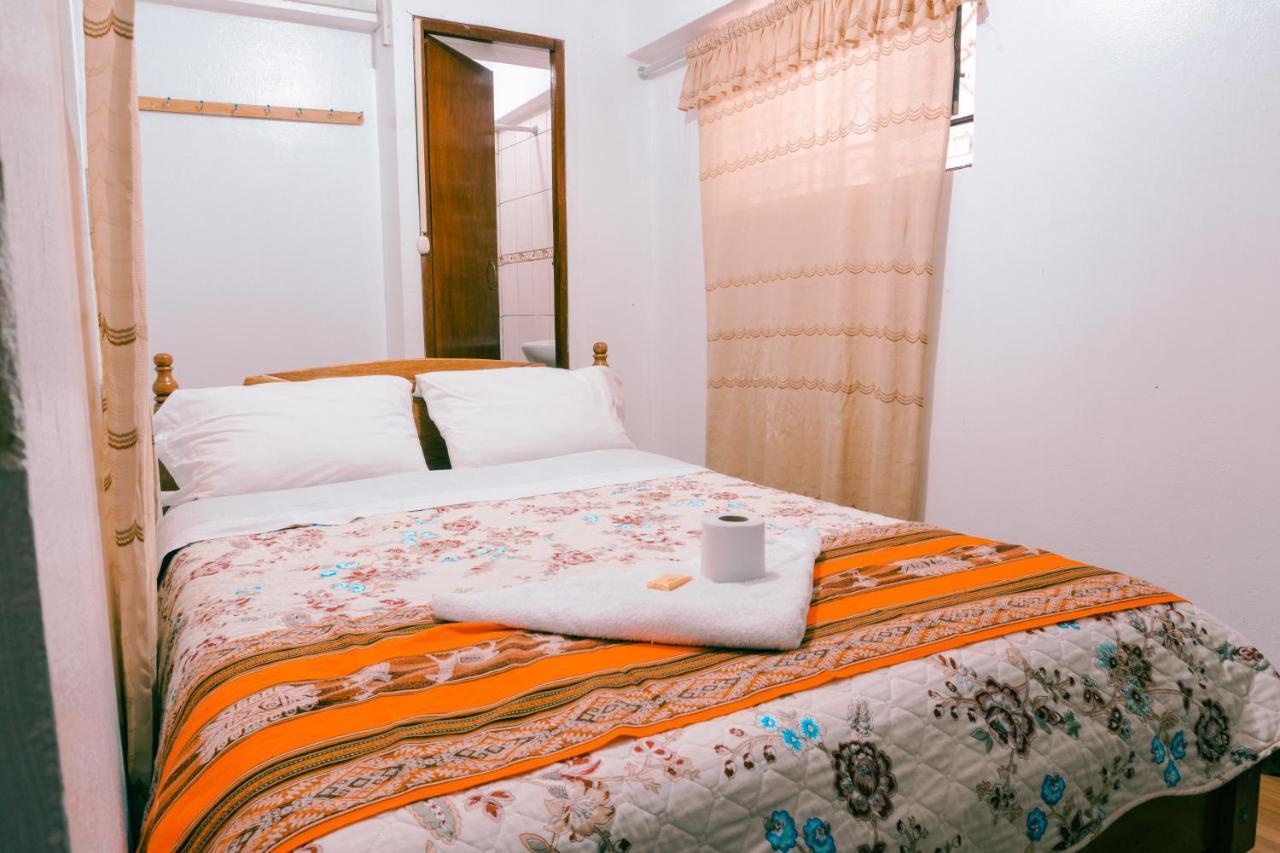 Hostal Mi Peru ชาชาโปยาส ภายนอก รูปภาพ