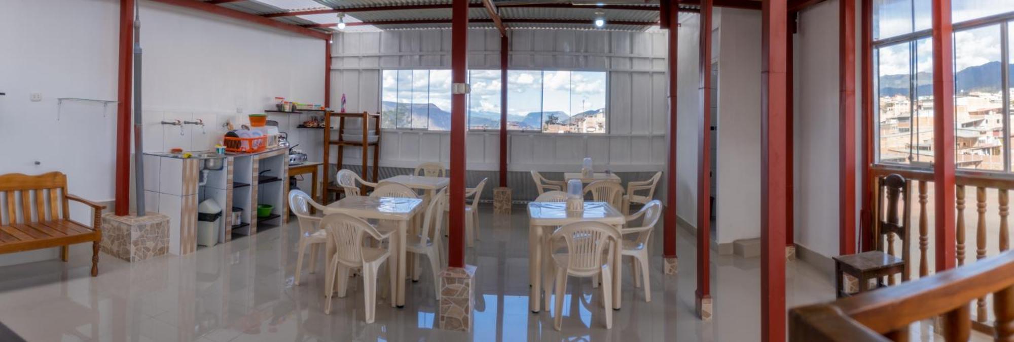 Hostal Mi Peru ชาชาโปยาส ภายนอก รูปภาพ